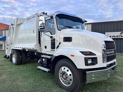 New 2024 Mack MD6 4x2, Garbage Truck for sale #1M2MDBAA2RS075563 - photo 1