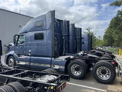 New 2025 Volvo VNL 6x4, Semi Truck for sale #4V4NC9EH2SN661572 - photo 2