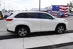 Used 2017 Toyota Highlander LE 4x2, SUV for sale #188214 - photo 16