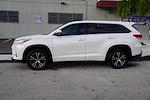 Used 2017 Toyota Highlander LE 4x2, SUV for sale #188214 - photo 7