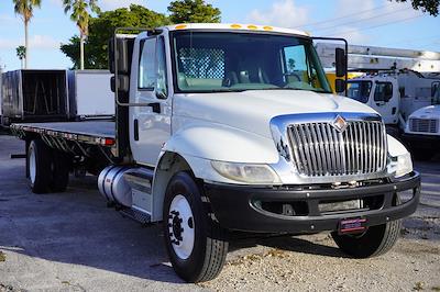 Used 2018 International DuraStar 4300 SBA 4x2, Morgan Flatbed Truck for sale #530789 - photo 1