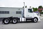 Used 2012 Volvo VNL Day Cab 6x4, Semi Truck for sale #562951 - photo 19