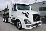 Used 2012 Volvo VNL Day Cab 6x4, Semi Truck for sale #562951 - photo 24