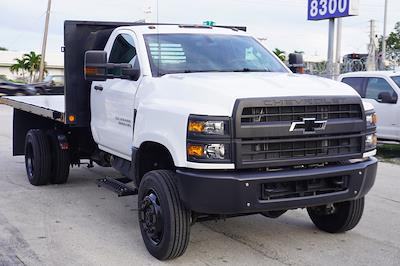 Used 2021 Chevrolet Silverado 5500 4x4, Flatbed Truck for sale #611871 - photo 1