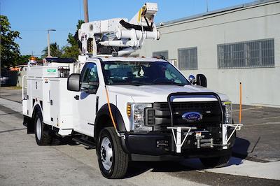 Used 2019 Ford F-550 Regular Cab 4x2, Bucket Truck for sale #D88470 - photo 1