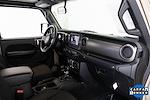 Used 2020 Jeep Gladiator Sport Crew Cab 4x4, Pickup for sale #53120 - photo 17