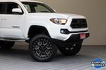 Used 2017 Toyota Tacoma SR5 Double Cab 4x4, Pickup for sale #55485 - photo 4