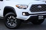 2021 Toyota Tacoma Double Cab 4WD, Pickup for sale #CV5269A - photo 8