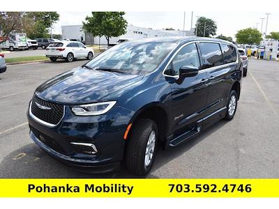 2023 Chrysler Pacifica FWD, Braun Industries Mobility for sale #CPB574827 - photo 1