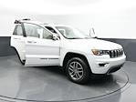 Used 2018 Jeep Grand Cherokee Limited 4x2, SUV for sale #AJC493568 - photo 53