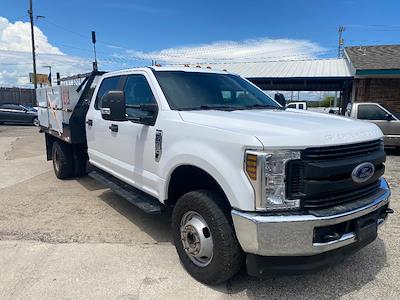 Used 2019 Ford F-350 XL Crew Cab 4x4, Flatbed Truck for sale #E27952 - photo 1