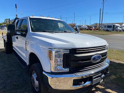 Used 2019 Ford F-350 XL Crew Cab 4x4, Flatbed Truck for sale #E27952 - photo 1