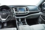 2018 Toyota Highlander FWD, SUV for sale #MT54435B - photo 39