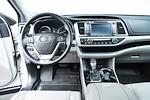 2018 Toyota Highlander AWD, SUV for sale #MT55009A - photo 21