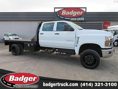 Used 2022 Chevrolet Silverado 5500 Regular Cab 4x4, Flatbed Truck for sale #42642 - photo 1