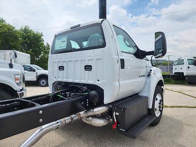 2025 Ford F-650 Regular Cab DRW 4x2, Cab Chassis for sale #31737 - photo 2