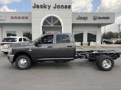 2024 Ram 3500 Crew Cab DRW 4WD, Cab Chassis for sale #T5545 - photo 1