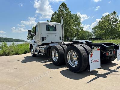 New 2025 Kenworth T880 6x4, Semi Truck for sale #0567959 - photo 2