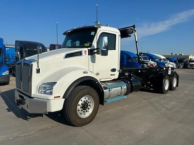 New 2025 Kenworth T880 6x4, Roll-Off Body for sale #0572770 - photo 1