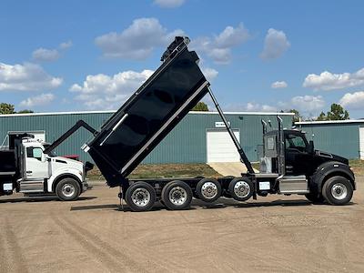 New 2025 Kenworth T880, Dump Truck for sale #0576035 - photo 2