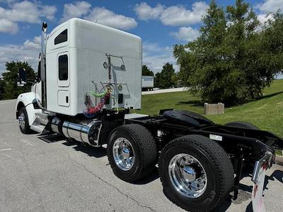 Used 2021 Kenworth T880 6x4, Semi Truck for sale #0577735 - photo 2