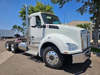 New 2025 Kenworth T880 6x4, Semi Truck for sale #0578188 - photo 1