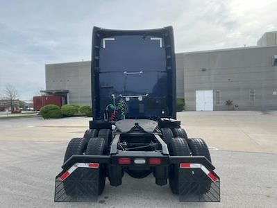 Used 2020 Kenworth T680 6x4, Semi Truck for sale #0578378 - photo 2