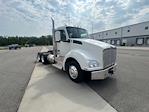 New 2025 Kenworth T880 6x4, Semi Truck for sale #0578477 - photo 1