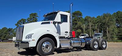 New 2025 Kenworth T880 6x4, Semi Truck for sale #0578589 - photo 1