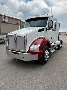 Used 2020 Kenworth T880 6x4, Semi Truck for sale #0578982 - photo 2