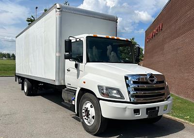 Used 2018 Hino 268A Single Cab 4x2, Box Truck for sale #0579105 - photo 1