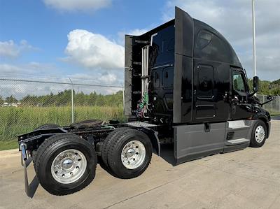 Used 2023 Freightliner Cascadia Sleeper Cab 6x4, Semi Truck for sale #0579115 - photo 2