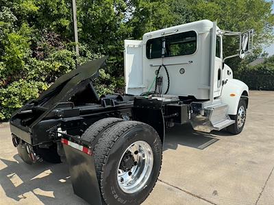 Used 2016 Peterbilt 348 4x2, Semi Truck for sale #0579595 - photo 2