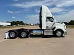 Used 2023 Kenworth T680 6x4, Semi Truck for sale #0579702 - photo 9