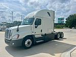 Used 2017 Freightliner Cascadia Sleeper Cab 6x4, Semi Truck for sale #0580539 - photo 7