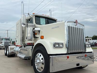 New 2025 Kenworth W900 6x4, Semi Truck for sale #0580735 - photo 1