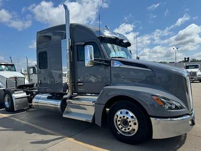 New 2025 Kenworth T680 6x4, Semi Truck for sale #0580779 - photo 1