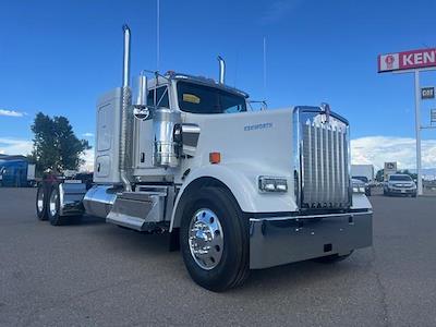 New 2025 Kenworth W900 6x4, Semi Truck for sale #0581342 - photo 1