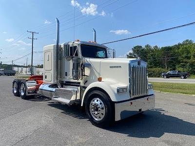 New 2025 Kenworth W900 6x4, Semi Truck for sale #0581531 - photo 1