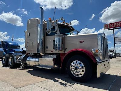 Used 2017 Peterbilt 389 6x4, Semi Truck for sale #0581623 - photo 1