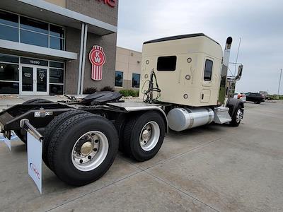 Used 2022 Kenworth W900 6x4, Semi Truck for sale #0581679 - photo 2