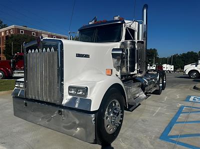 Used 2019 Kenworth W900 6x4, Semi Truck for sale #0581871 - photo 1