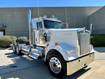 New 2025 Kenworth W900 6x4, Semi Truck for sale #0581884 - photo 2