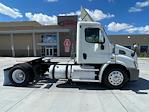 Used 2016 Freightliner Cascadia Day Cab 4x2, Semi Truck for sale #0581987 - photo 2