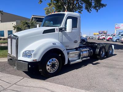 Used 2019 Kenworth T880 6x4, Semi Truck for sale #0583683 - photo 1