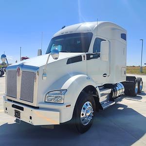 Used 2020 Kenworth T880 6x4, Semi Truck for sale #0584310 - photo 1