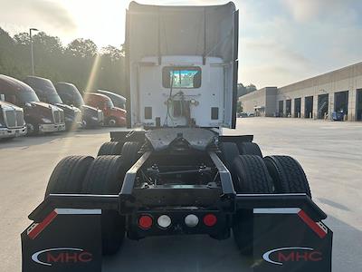 Used 2017 Kenworth T880 6x4, Semi Truck for sale #0584631 - photo 2