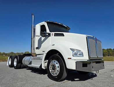 Used 2022 Kenworth T880 6x4, Semi Truck for sale #0585270 - photo 1