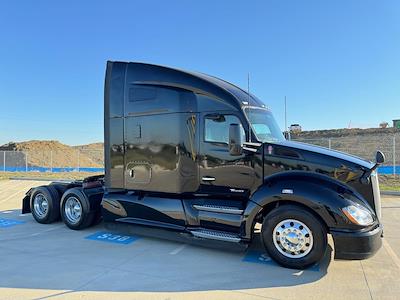 Used 2021 Kenworth T680 6x4, Semi Truck for sale #0585860 - photo 1