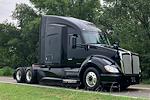 Used 2021 Kenworth T680 6x4, Semi Truck for sale #0585864 - photo 4